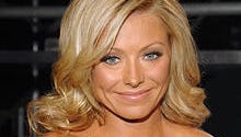 Live Wire Kelly Ripa Takes on the TV Land Awards
