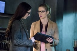 Arrow, Season 5 Episode 16 image