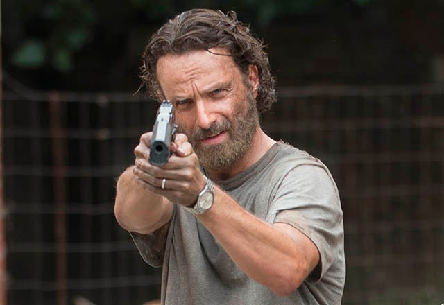 TV Guide Magazine's Fan Favorites Awards: The Walking Dead, Outlander, Arrow and More!