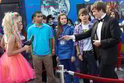 Wingin' It, Season 3 Episode 7 image