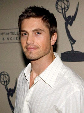 Eric Winter arrives at The Academy of Television Arts & Sciences, November 2007.