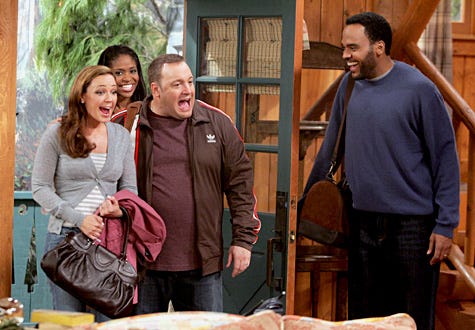 The King of Queens - "Home Cheapo" - Leah Remini, Merrin Dungey, Kevin James, Victor Williams