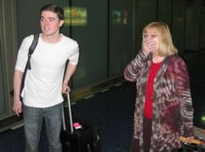 Opening Act, Season 1 Episode 8 image