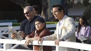 Modern Family, Season 3 Episode 11 image