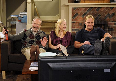 Gary Unmarried - Season 1, "Gary Gives Thanks" - Martin Mull as Charlie, Jaime King as Vanessa, Jay Mohr as Gary