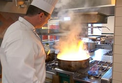 Dinner: Impossible, Season 1 Episode 8 image