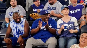 The Neighborhood, Season 5 Episode 3 image