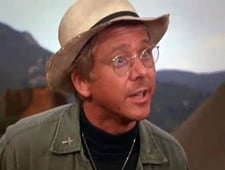 M*A*S*H, Season 8 Episode 7 image