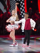 Dancing With the Stars: Juniors, Season 1 Episode 1 image