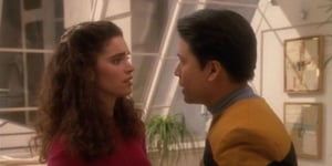 Star Trek: Voyager, Season 2 Episode 5 image