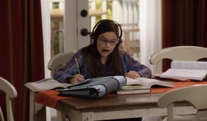 Modern Family, Season 2 Episode 12 image