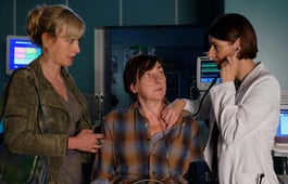 In All Friendship, Season 22 Episode 38 image