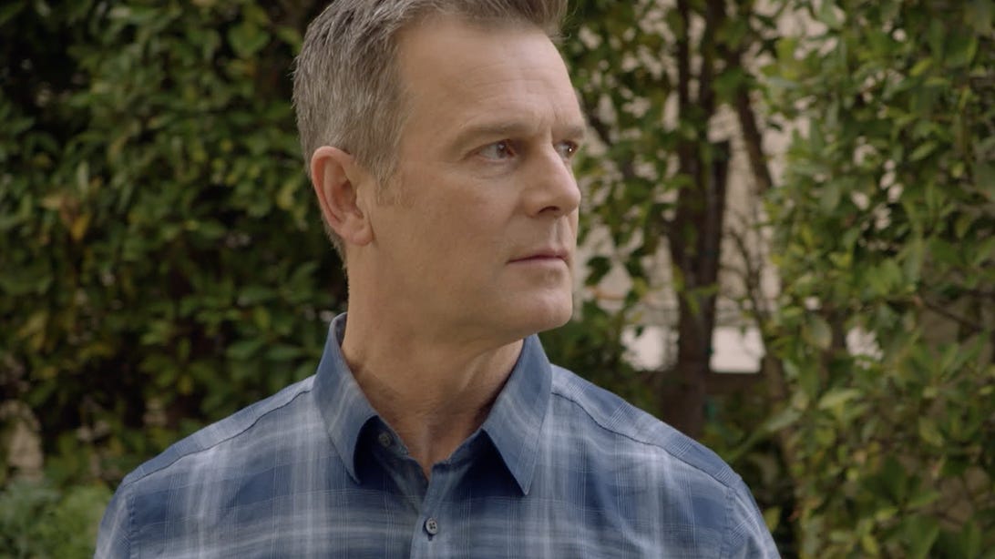 9-1-1 Star Peter Krause Shares How the Investigation into Wendall's Death Has Changed Bobby