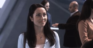 V, Season 2 Episode 8 image