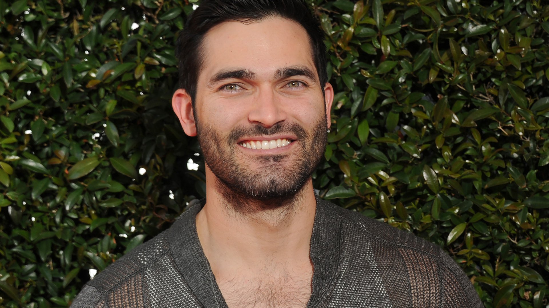 tylerhoechlin-news.jpg