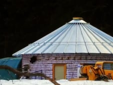Building Off the Grid, Season 3 Episode 9 image