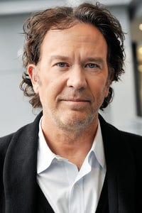 Timothy Hutton as Archie Goodwin