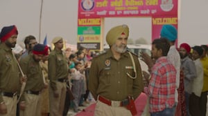 Cat, Season 1 Episode 1 image