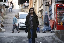 Woman, Season 2 Episode 29 image