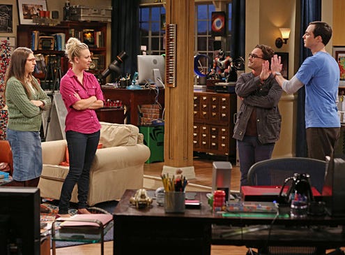 The Big Bang Theory - Season 6 - "The Re-Entry Minimization" - Mayim Bialik, Kaley Cuoco, Johnny Galecki, Jim Parsons