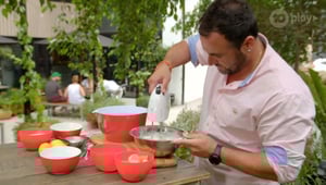 The Living Room, Season 8 Episode 4 image