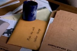 Early Edition, Season 1 Episode 15 image