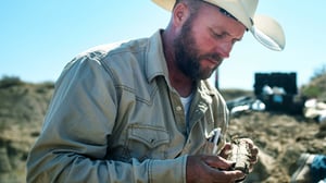 Dino Hunters, Season 2 Episode 2 image