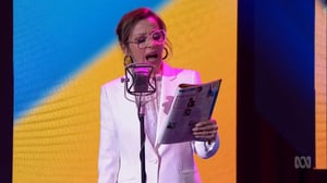 Spicks and Specks, Season 10 Episode 2 image