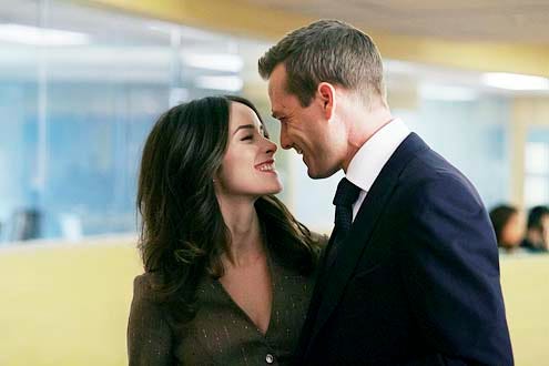 Suits - Season 3 - "Know When To Fold 'Em" - Abigail Spencer and Gabriel Macht
