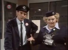 Sykes, Season 2 Episode 2 image