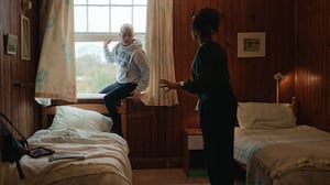 Feel Good, Season 2 Episode 1 image