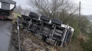 Ice Road Rescue, Season 5 Episode 4 image