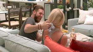 A Night with My Ex, Season 1 Episode 9 image