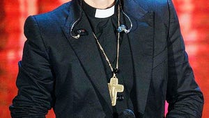 Was Sinead O’Connor Set to Appear with Pope Francis at the AMAs?