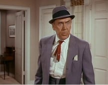 Hazel, Season 3 Episode 25 image