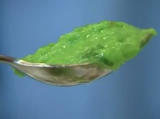 Bizarre Foods with Andrew Zimmern, Season 4 Episode 10 image