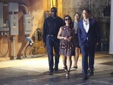 Famous in Love, Season 1 Episode 7 image