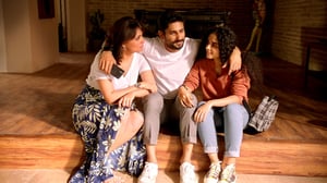 Hiccups and Hookups, Season 1 Episode 8 image