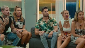 Insiders, Season 2 Episode 3 image