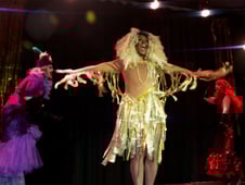 Drag SOS, Season 1 Episode 6 image