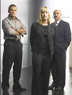 Medium - David Cubitt, Patricia Arquette and Miguel Sandoval