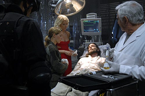Battlestar Galactica - Season 3 - "Taking a Break From All Your Worries" - Kerry Norton, Tricia Helfer, James Callis and Donnelly Rhodes