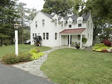 Stone House Revival, Season 2 Episode 5 image