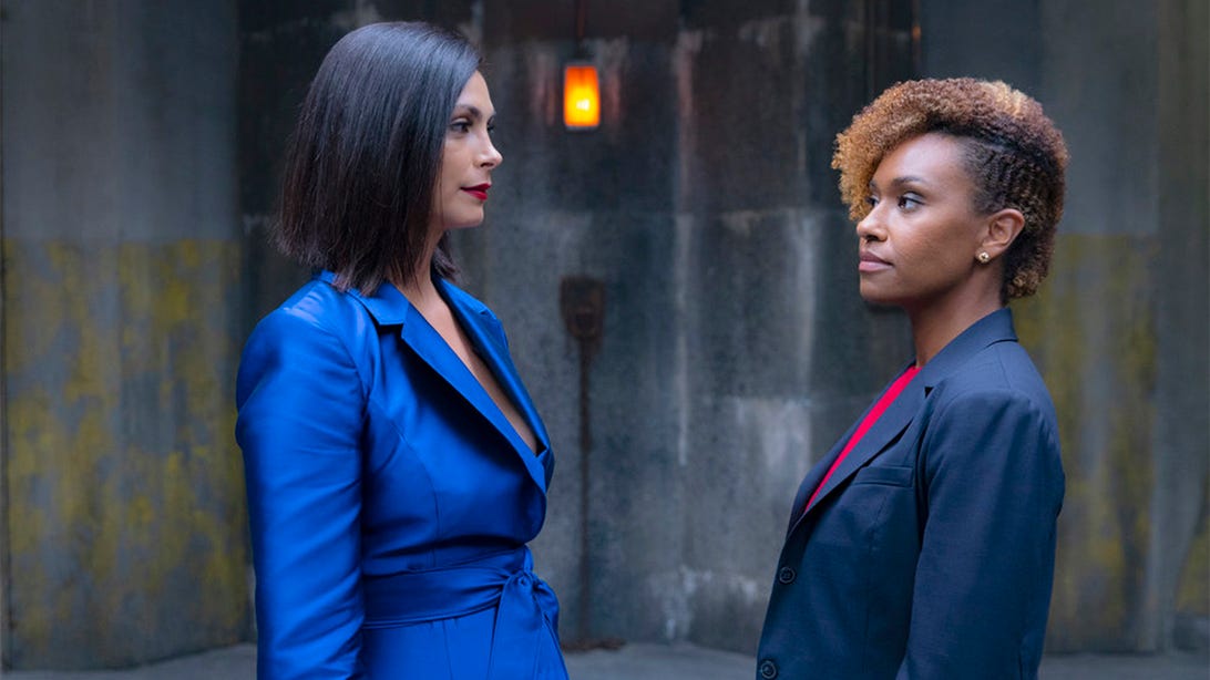 Morena Baccarin and Ryan Michelle Bathé as Val, The Endgame