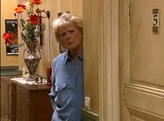 Life Is Sweeter, Season 1 Episode 40 image