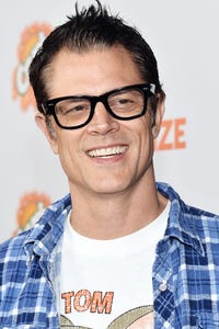 Johnny Knoxville as Ray-Ray Perkins
