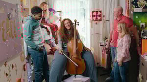 Lunatics, Season 1 Episode 10 image