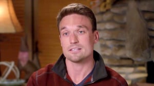 Love at First Flight, Season 1 Episode 3 image