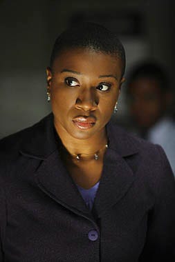 Detroit 1-8-7 - Season 1 - "Nobody's Home/Unknown Soldier" - Aisha Hinds