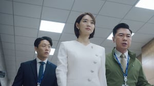 Chief of Staff, Season 1 Episode 2 image